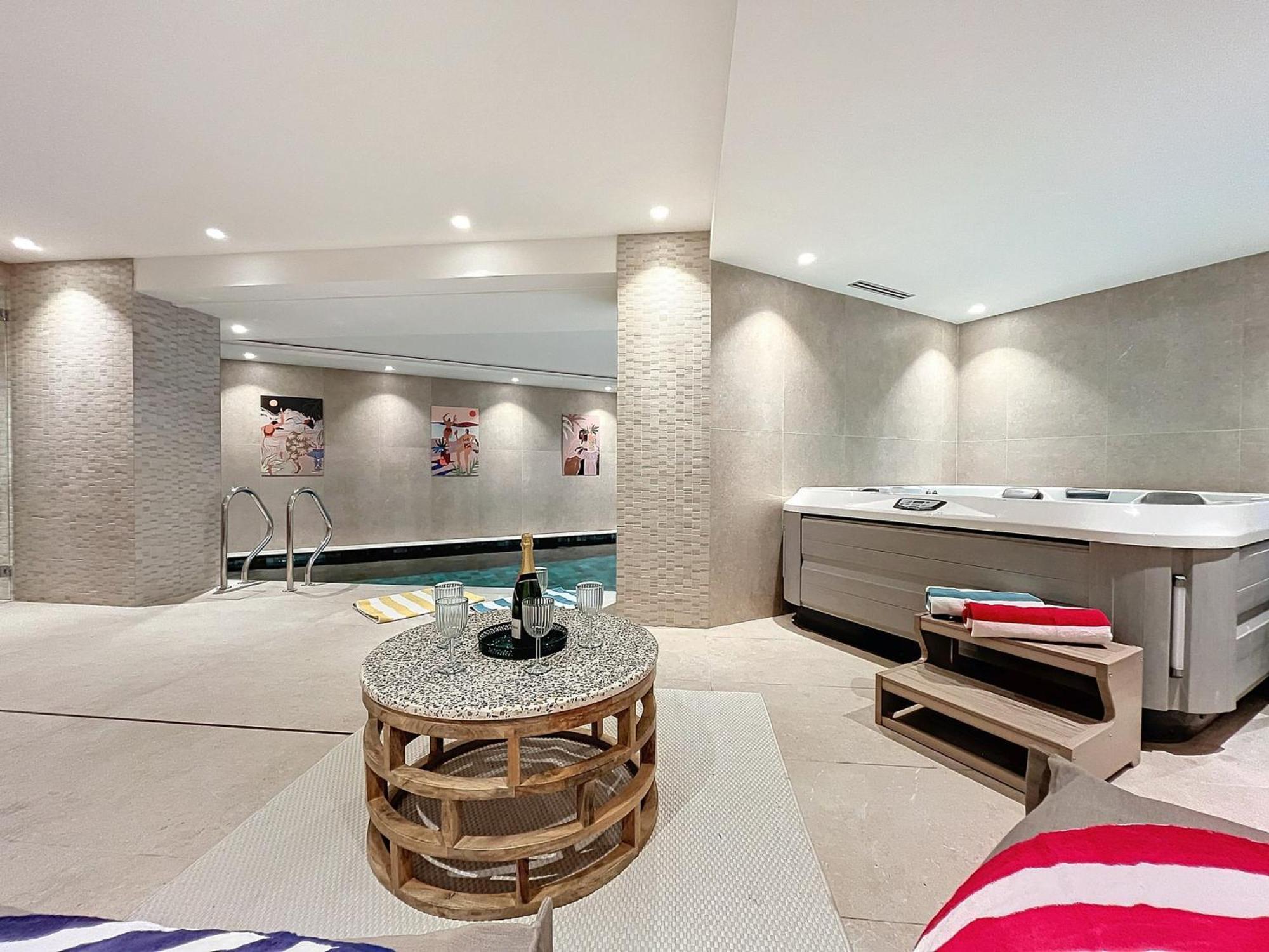Chalet Meribel, 11 Pieces, 15 Personnes - Fr-1-688-79 Экстерьер фото